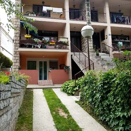 Apartman Vila Lela *