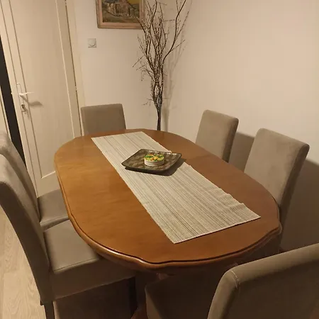 Apartman Vila Lela *
